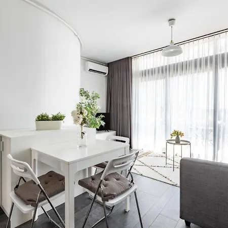Beautiful Gem Bosphorus Views! #362 *